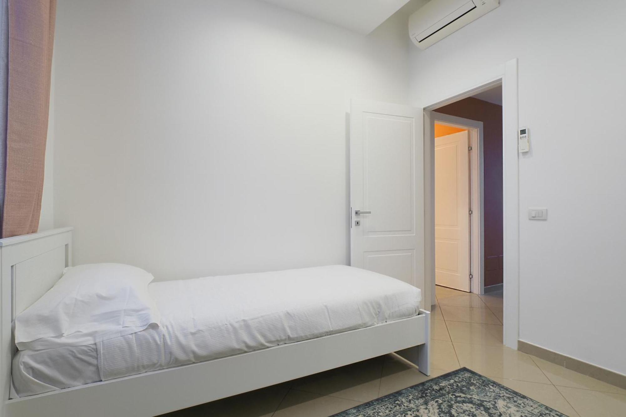Forlanini Home Con Free Parking Linate Airport Милан Экстерьер фото