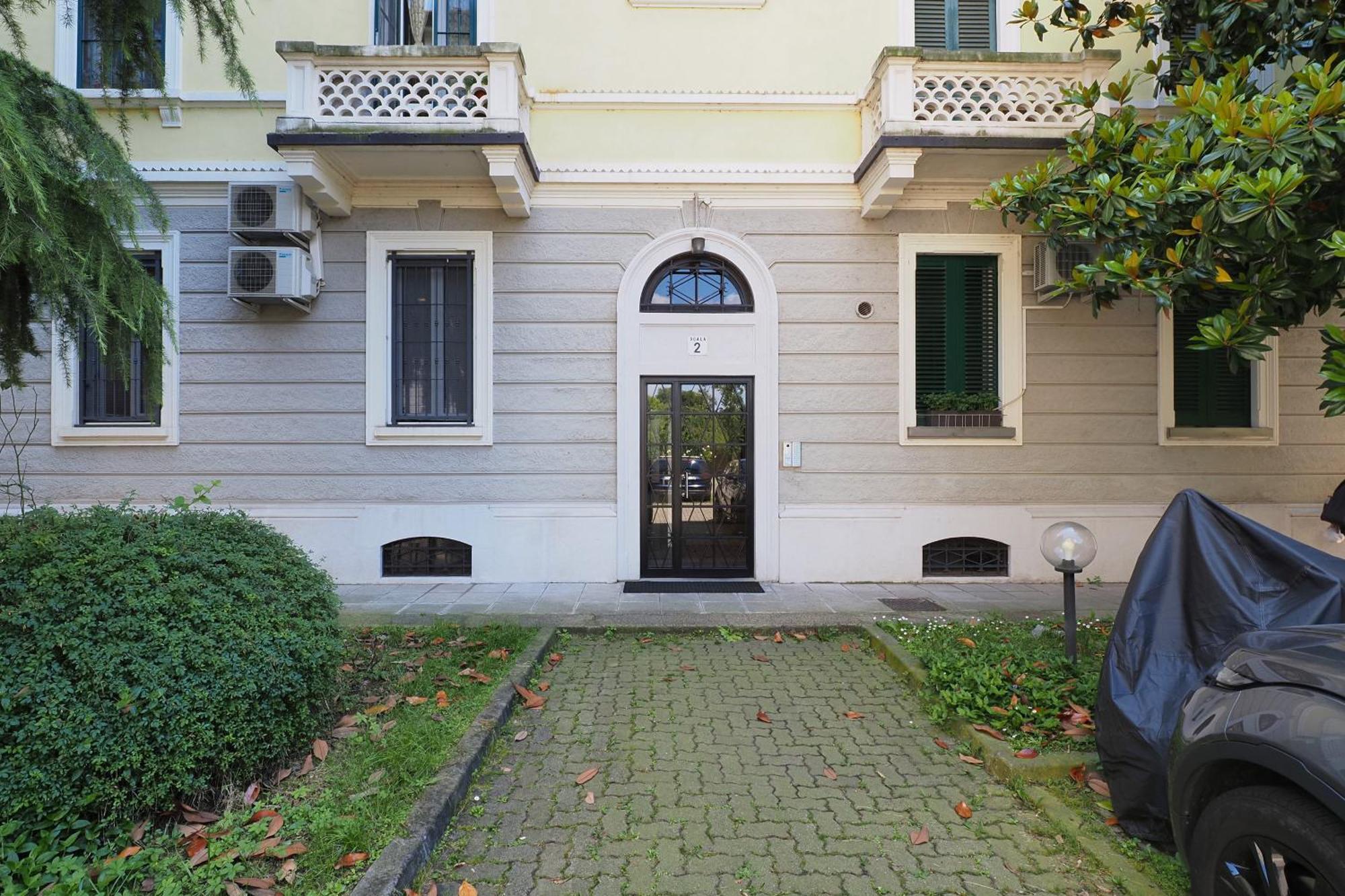 Forlanini Home Con Free Parking Linate Airport Милан Экстерьер фото